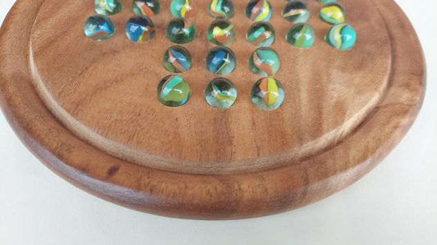 Dal Negro Gioco Solitario in Legno 33 Fori;Ø 25 cm.con biglie di vetro - Foto 3