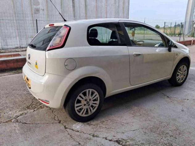 FIAT Punto 1.4 8V 3 porte Natural Power ok neopatentati rif. 23932193 - Foto 9