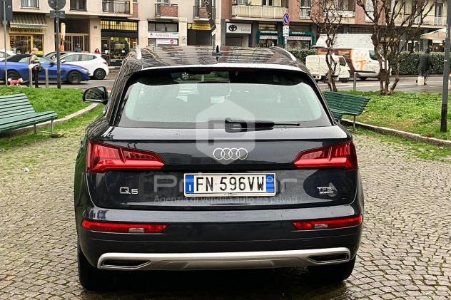 AUDI Q5 2.0 TFSI quattro S tronic Business Sport - Foto 5