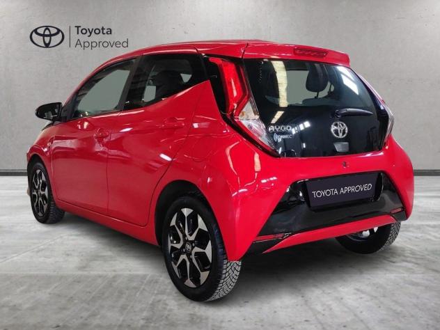 Toyota Aygo 1.0 VVT-i 72 CV 5 porte x-fun MMT - Foto 6