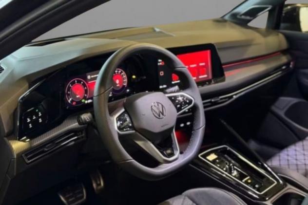 VOLKSWAGEN Golf 2.0 TDI 150 CV DSG SCR R-Line rif. 23758240 - Foto 6