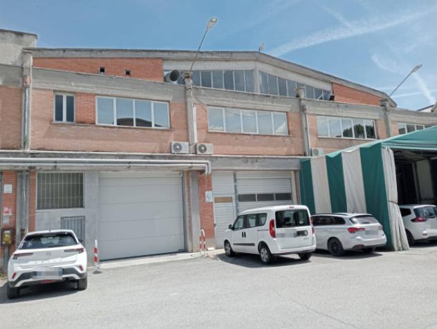 Immobile in asta di 2190 m² con più di 5 locali in vendita a Fermo - Foto 5