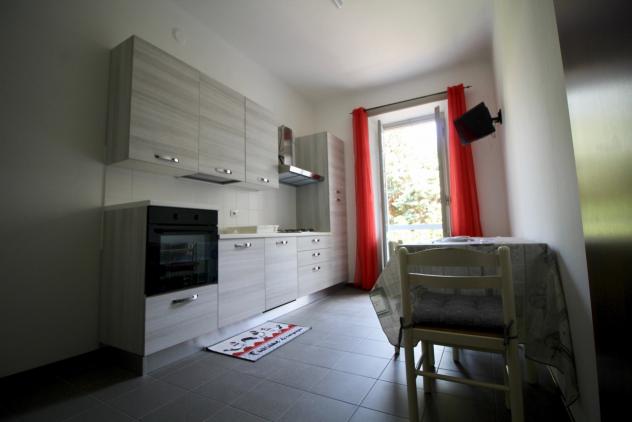 Stanza in appartamento in affitto a Novara - Foto 4