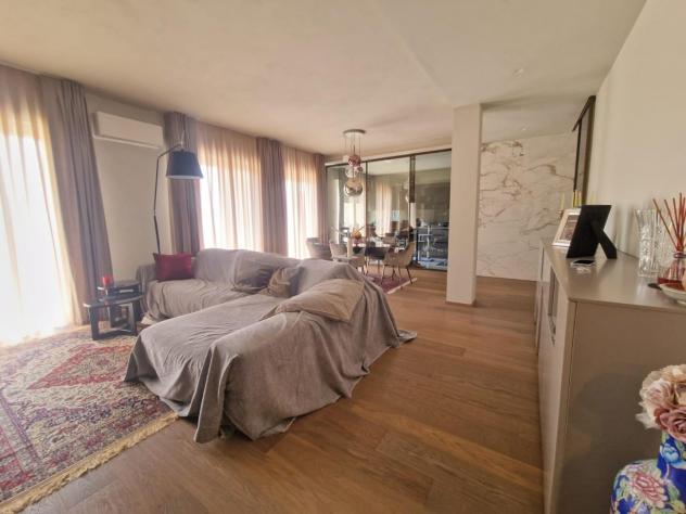 Appartamento in vendita a Marina di Carrara - Carrara 140 mq Rif: 1327196