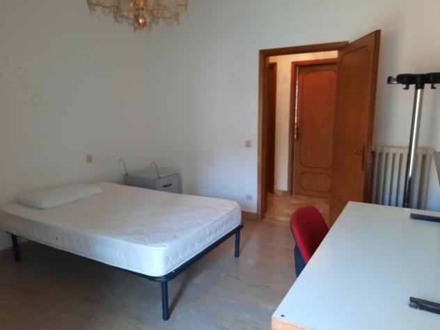Stanza in appartamento in affitto a Siena - Foto 3