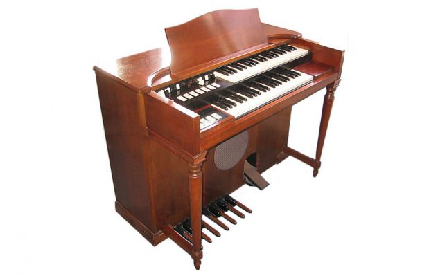 Cedo ad Amatore Hammond con Kit Lunette e Leslie 710 o 1200. Euro 4.750 - Foto 3