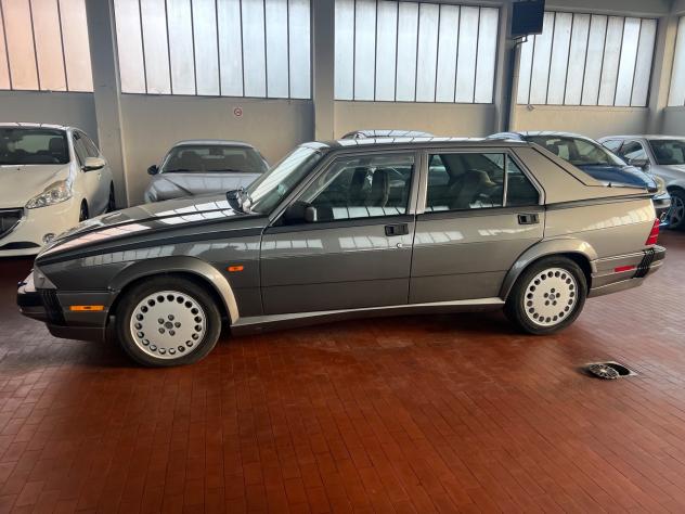 Alfa Romeo 75 1.8i turbo America - Foto 2