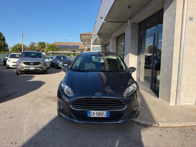 Ford Fiesta 1.4 GPL Neopatentati - Foto 2