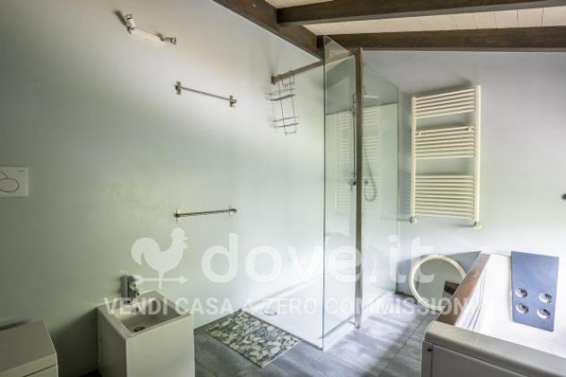 Villa di 300 m² con più di 5 locali e box auto in vendita a Rancio Valcuvia - Foto 14