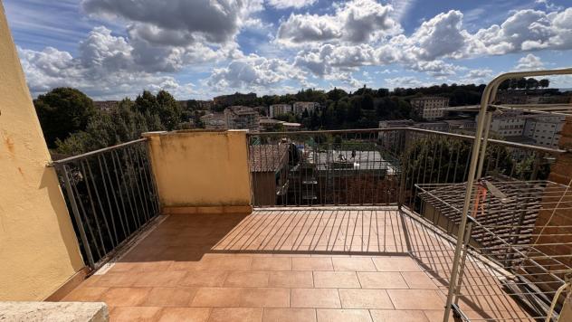 Quadrilocale in affitto a Siena - Foto 6