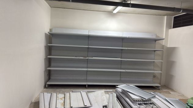 Scaffali da negozio Napoli - Foto 3