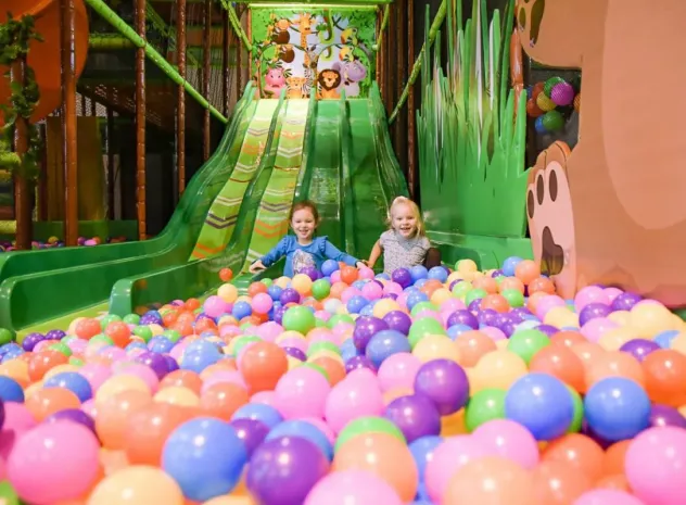 Attrezzature Dolciarie e Palline in Plastica per Ludoteche - Foto 4