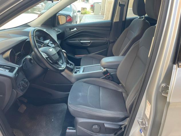 Ford Kuga 2.0 TDCI 120 CV S&S 2WD Powershift TITANIUM - Foto 10