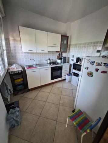 APPARTAMENTO di 4 vani e di 100 mq (MONTALE) rif. AA-SNS - Foto 2