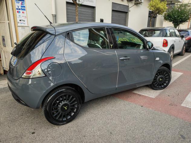 LANCIA YPSILON 1.2 BENZINA GPL CV69 KW51 ECOCHIC GOLD - Foto 5