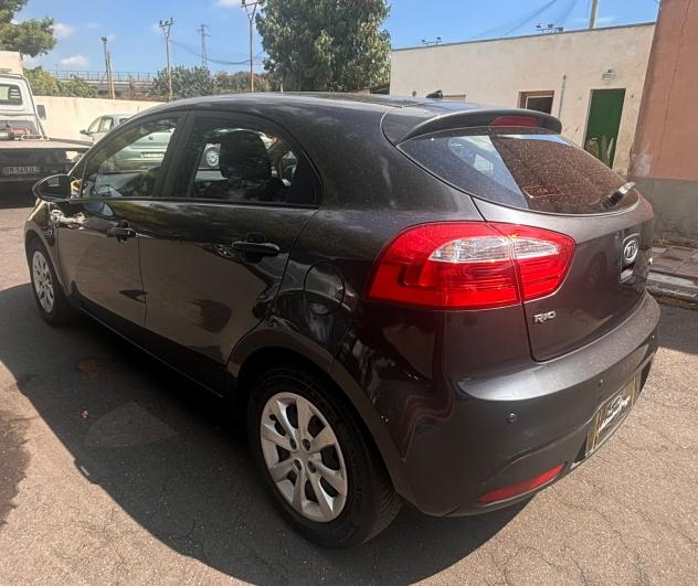 Kia Rio 1.1 CRDi WGT 5p. EX - Foto 5