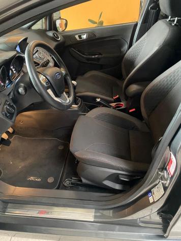 Ford Fiesta 1.5 TDCi 75CV 5 porte ST-Line - Foto 8