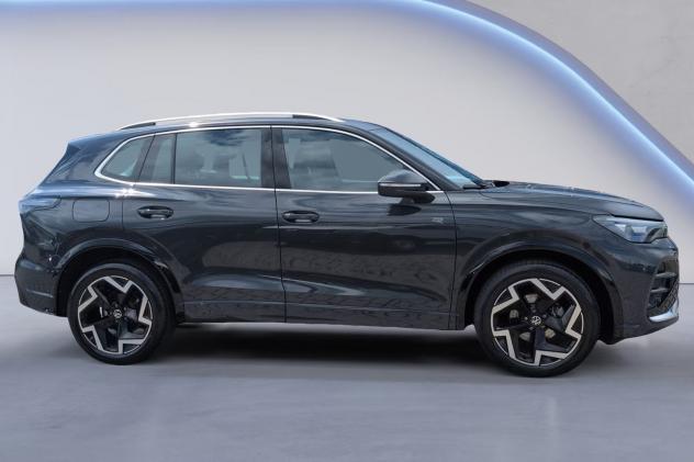 Volkswagen Tiguan 1.5 eTSI 110KW ACT R-Line DSG Gancio Camera 19" - Foto 4