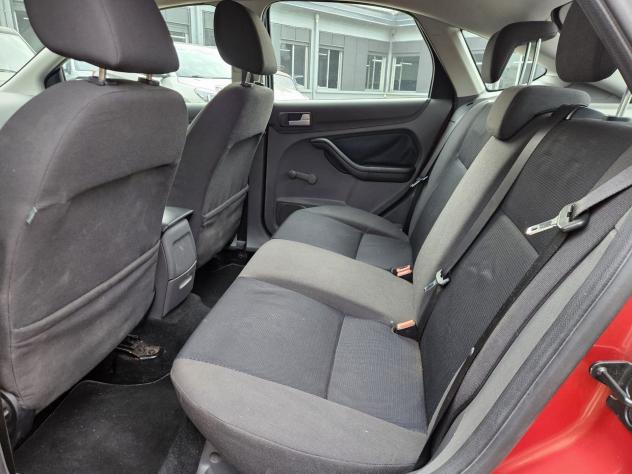 Ford Focus Focus 5p 1.6 tdci 90cv - Foto 9