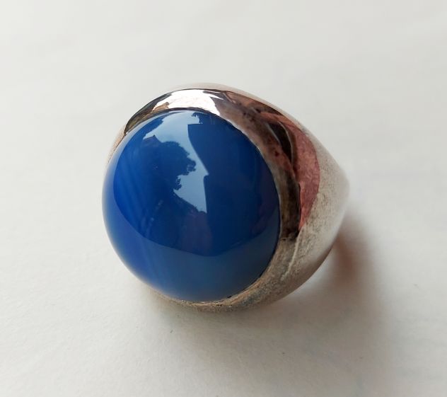 Anello fascione in argento 925 con cabochon tondo in agata azzurra