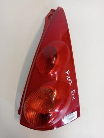 FANALE POST.D. ROSATO 999-U1306168 Parti elettriche  Fanaleria  Fanali  Fanale post. dx. PEUGEOT - 107 - 01-06-2005 - 01-09-2014
