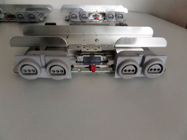 Ricambi Nintendo 64 originali, scheda madre,tasti,sportellini, ecc.. - Foto 10