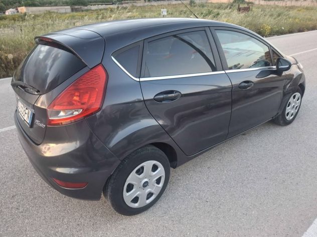 Ford Fiesta 1.6 TDCI Zetc 5P - Foto 5