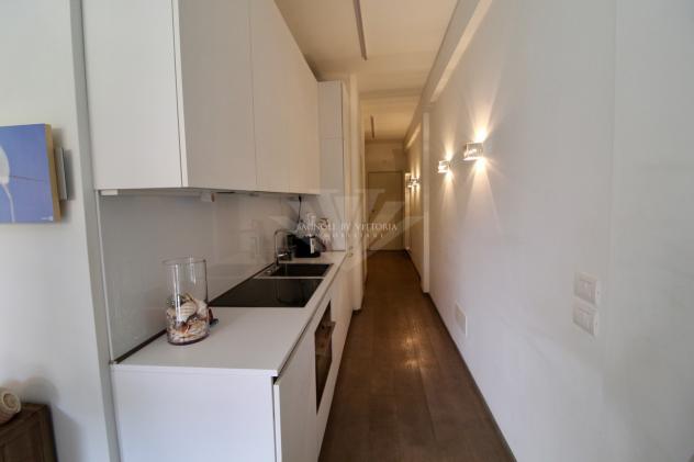 APPARTAMENTO di 5 vani e di 55 mq (PIETRASANTA) rif. 023 - Foto 17