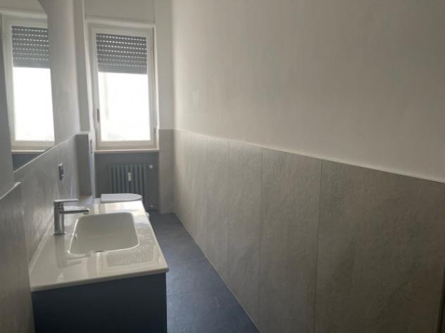 Appartamento di 90 m² con 3 locali in affitto a Torino - Foto 13