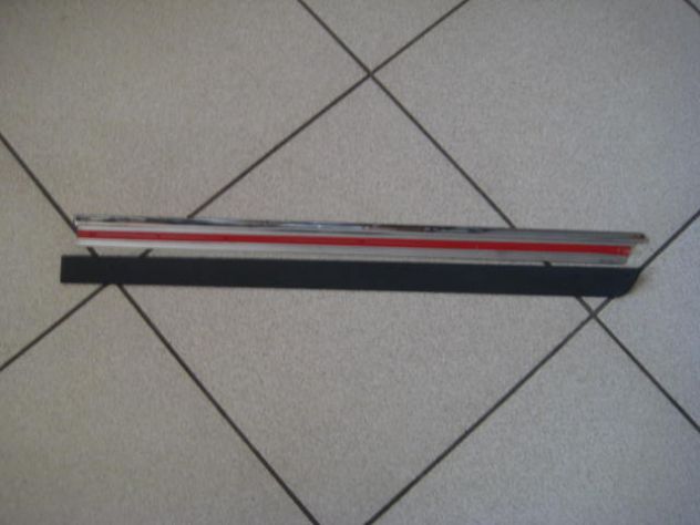 MODANATURA CORNICE PORTA CENTRALE AUDI A8 S8 4E0853963B