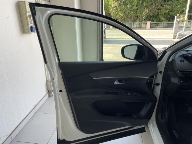 Peugeot 5008 BlueHDi 130 Allure EAT8 S/S aut. - Foto 10
