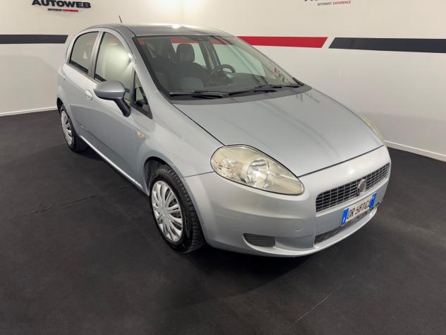 Fiat Grande Punto 1.3 MJT 90 CV 5 porte Emotion - Foto 3
