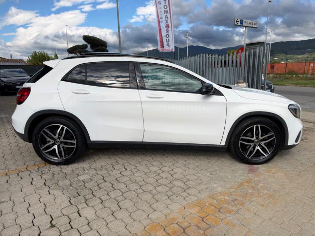 Mercedes-benz GLA 200 d Automatic 4Matic Premium Night Edition - Foto 6