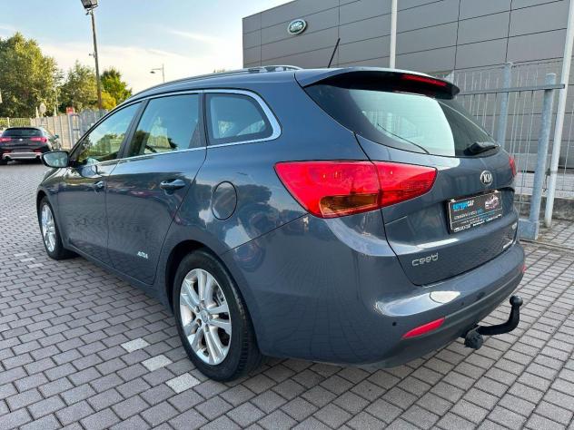 KIA - cee'd Sport Wagon - 1.6 CRDi 110 CV SW high tech - Foto 9