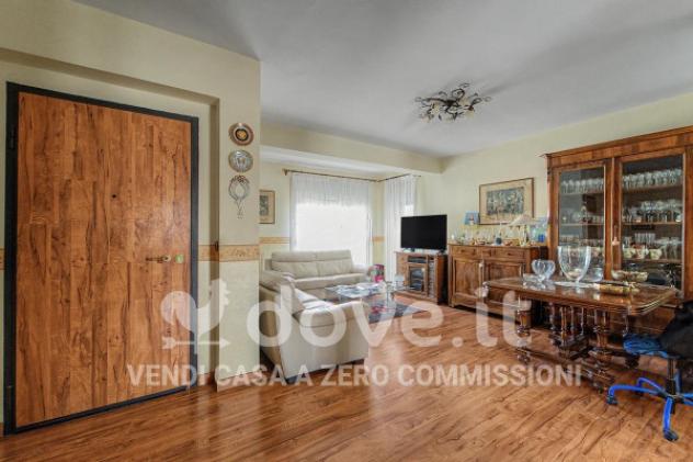 Appartamento di 142 m² con 4 locali e box auto in vendita a Catania - Foto 4