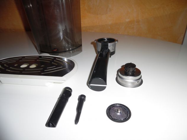 7 PEZZI DI RICAMBIO TENUTI BENE INTEGRI ORIGINALI PER MACCHINE CAFFè DE LONGHI - Foto 5