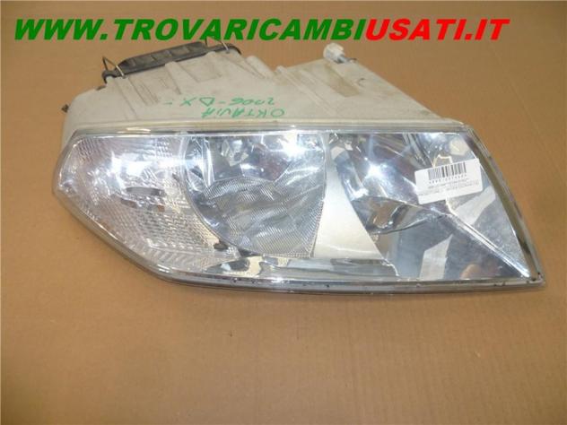 PROIETTORE D. SKODA OCTAVIA (1Z)  Parti elettriche  Fanaleria  Proiettori  Proiettore ant. SKODA - OCTAVIA - 01-10-2004 - 01-12-2008