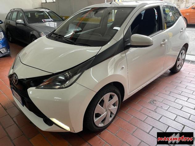 TOYOTA - Aygo - 1.0 VVT-i 69 CV 5p. x-wave TSS MMT