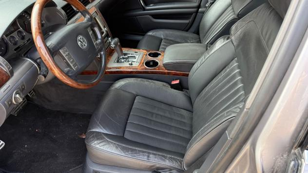Volkswagen Phaeton 3.0/240 V6 TDI DPF 4mot. tip. 5 posti - Foto 10