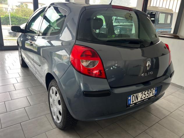 Renault Clio 1.2 16V 3 porte Dynamique 90000KM - Foto 6