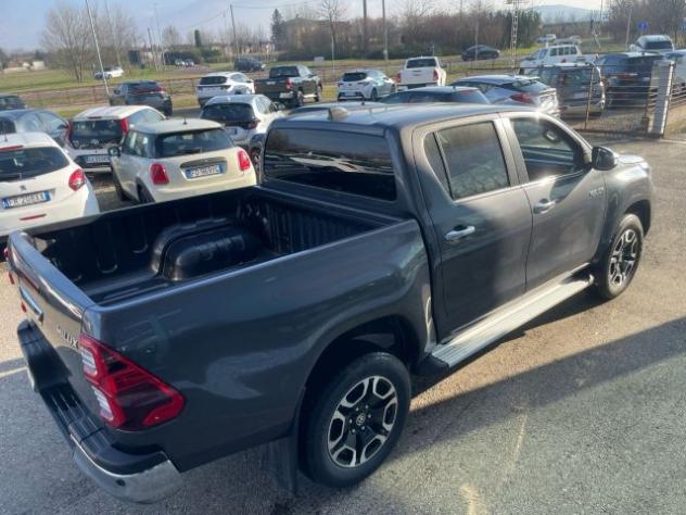 TOYOTA Hilux 2.4 D-4D A/T 4WD 4 porte Double Cab Executive rif. 23499950 - Foto 6