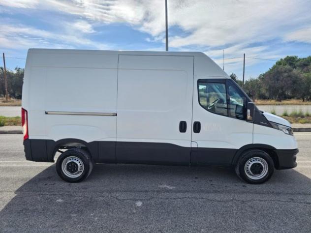 IVECO Daily 35S12V 2.3 HPT PM-TM Furgone Passo 3520 rif. 23940709 - Foto 4