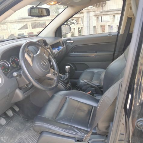 Vendesi Jeep Compass in ottime condizioni nessun lavoro da eseguire - Foto 4