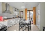 Appartamento di 103 m² con 4 locali e box auto in vendita a Carmignano [rif &hellip;