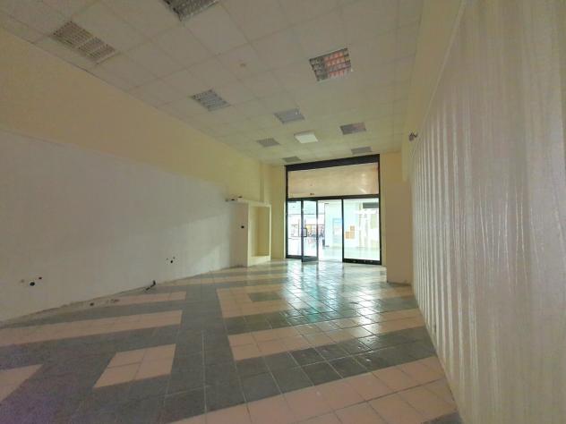 1 Vetrina in affitto a Catanzaro - Foto 10