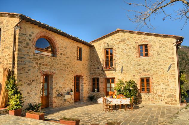Casale in vendita a Pescia