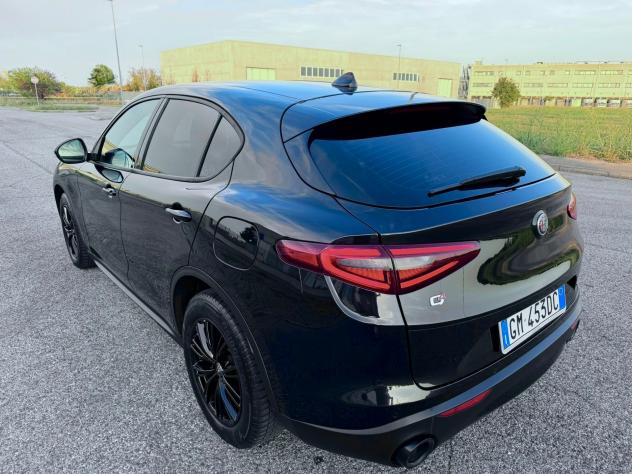 Alfa Romeo Stelvio 2.2 Turbodiesel 190 CV AT8 Q4 Sprint TotalBlack - Foto 8