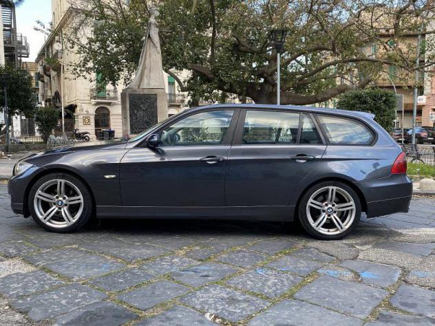 BMW Serie 3 320d cat Touring Futura - Foto 8