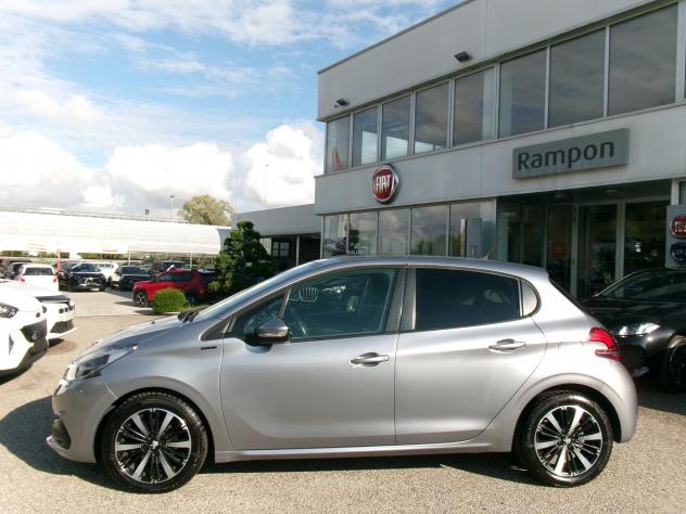 Peugeot 208 208 5p 1.2 puretech Allure s&s 82cv neopatentati - Foto 2
