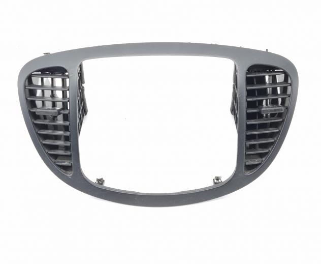 CORNICE AUTORADIO HYUNDAI i10 1° Serie 84740-0X500 (0711)
